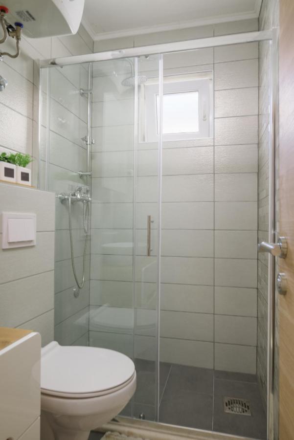 Apartments Villa Sanda - With Pool Трогір Екстер'єр фото