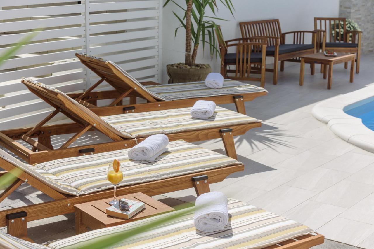 Apartments Villa Sanda - With Pool Трогір Екстер'єр фото